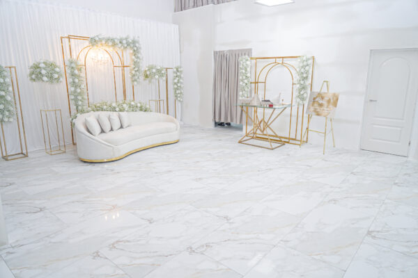 De Vernieuwde zaal van Noor Wedding De Perfecte Ruimte voor Uw Volgende Evenement!