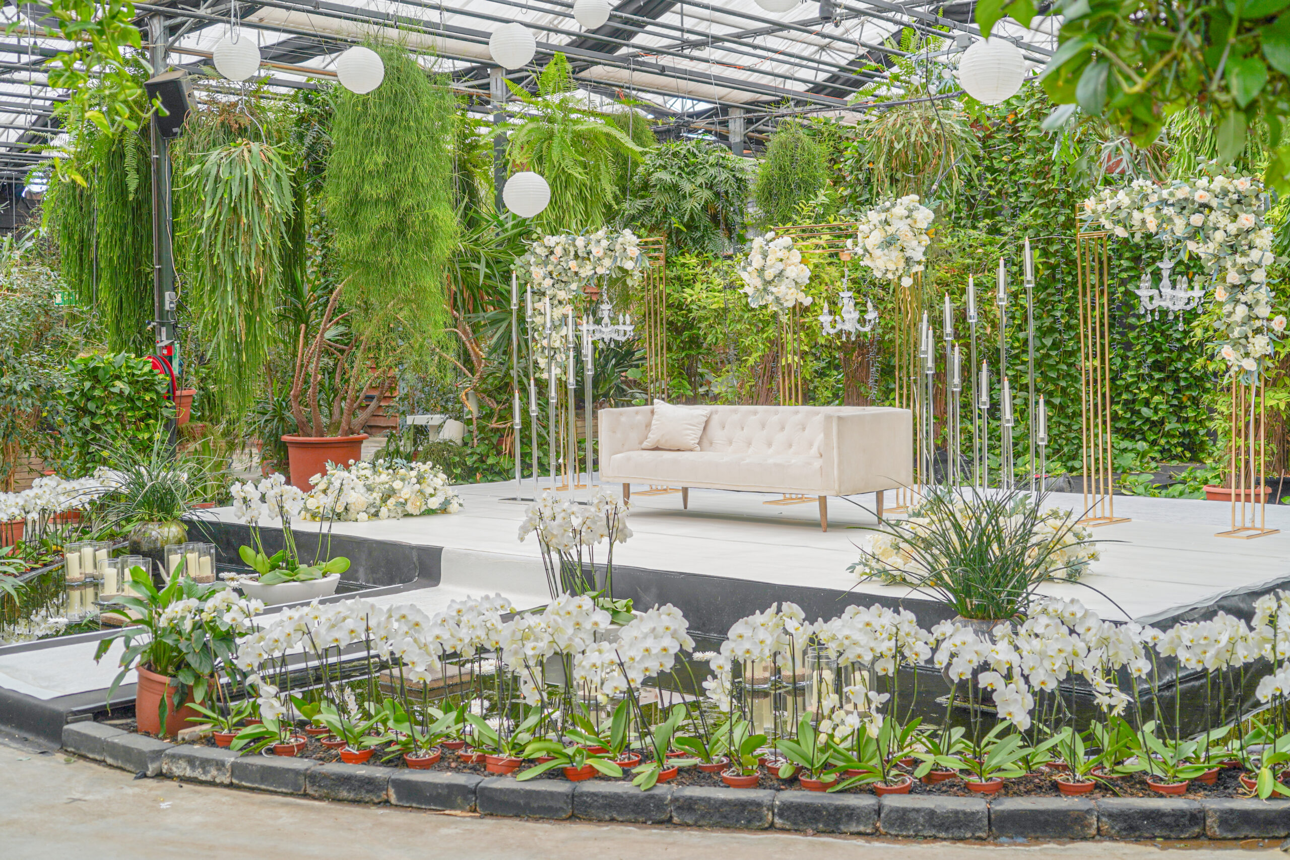 Diverse outdoor wedding stages